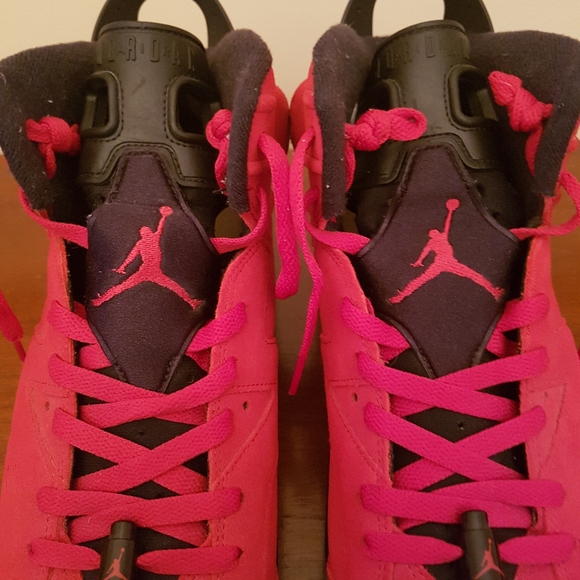 AIR JORDAN 6 RETRO "TORO BRAVO" - Picture 7 of 11